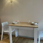 Et A Pied, Air Conditionne Et Parking Prive, Baie De St Tropez * Сент-Максім