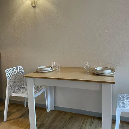 Et A Pied, Air Conditionne Et Parking Prive, Baie De St Tropez * Sainte-Maxime