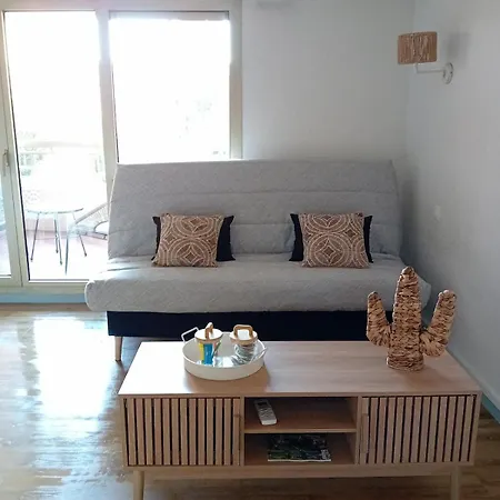 Et A Pied, Air Conditionne Et Parking Prive, Baie De St Tropez *