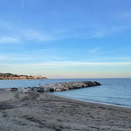 Et A Pied, Air Conditionne Et Parking Prive, Baie De St Tropez Sainte-Maxime